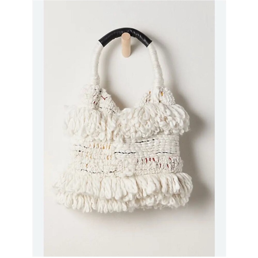 FREE PEOPLE Oslo Knit Tote White Purse Bag boho bag fringe faux‎ leather new - Picture 2 of 6